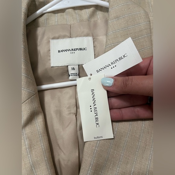 Banana Republic Women’s Double-Breasted Blazer - Picture 12 of 16